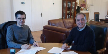 Σύμβαση 59 χιλιάδων ευρώ για γήπεδα της Κοζάνης: Νέος χλοοτάπητας και παρεμβάσεις σε γήπεδα 5×5