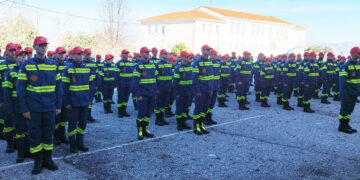 Δήμαρχος Βοΐου: Παρέδωσε ηλεκτρονικό εξοπλισμό στη Σχολή Πυροσβεστών Τσοτυλίου