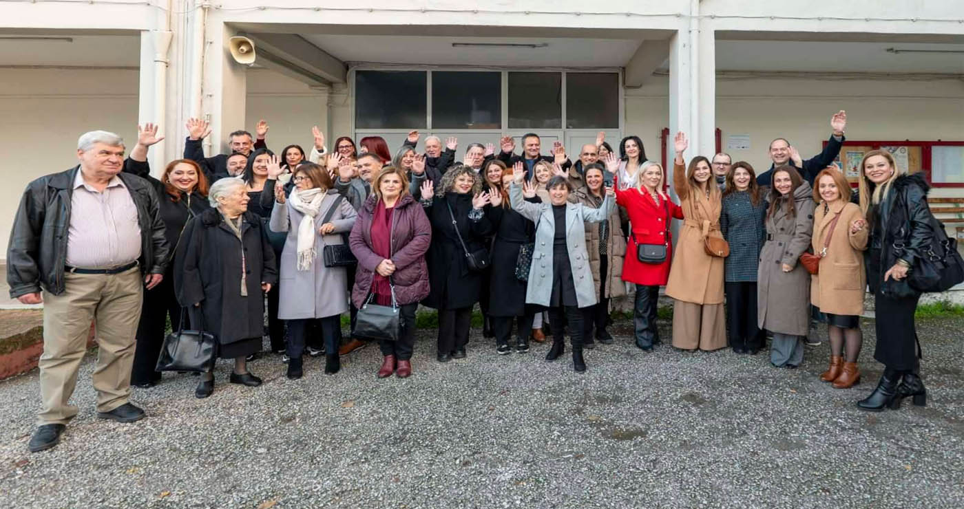 Μεγάλη συγκίνηση στη συνάντηση των συμμαθητών των Γενικών Λυκείων Πτολεμαΐδας 30 χρόνια μετά (Φωτογραφίες)