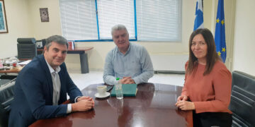 Συνάντηση Σάββα-Κιάνα: Αποκεντρωμένη Διοίκηση και ΤΕΕ σχεδιάζουν κοινές δράσεις