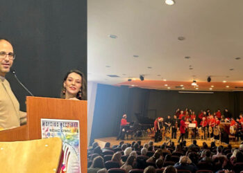 Πιο όμορφες οι γιορτές μας με τη χριστουγεννιάτικη συναυλία του Μουσικού μας σχολείου (Περιγράφει ο Μιχάλης Ραμπίδης)