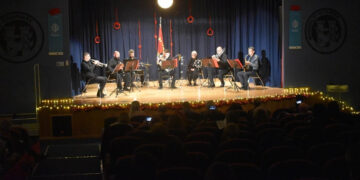 Μαγική η Χριστουγεννιάτικη Συναυλία της Φιλαρμονικής Φλώρινας (Φωτογραφίες και βίντεο)