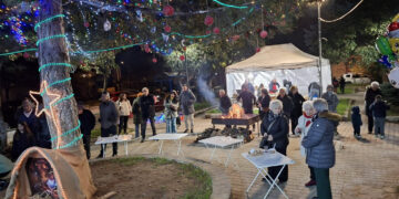 Άναμμα Χριστουγεννιάτικου Δέντρου, γιορτή τσιγαρίδας και γλέντι στη Θρακική Εστία Εορδαίας (Φωτογραφίες)