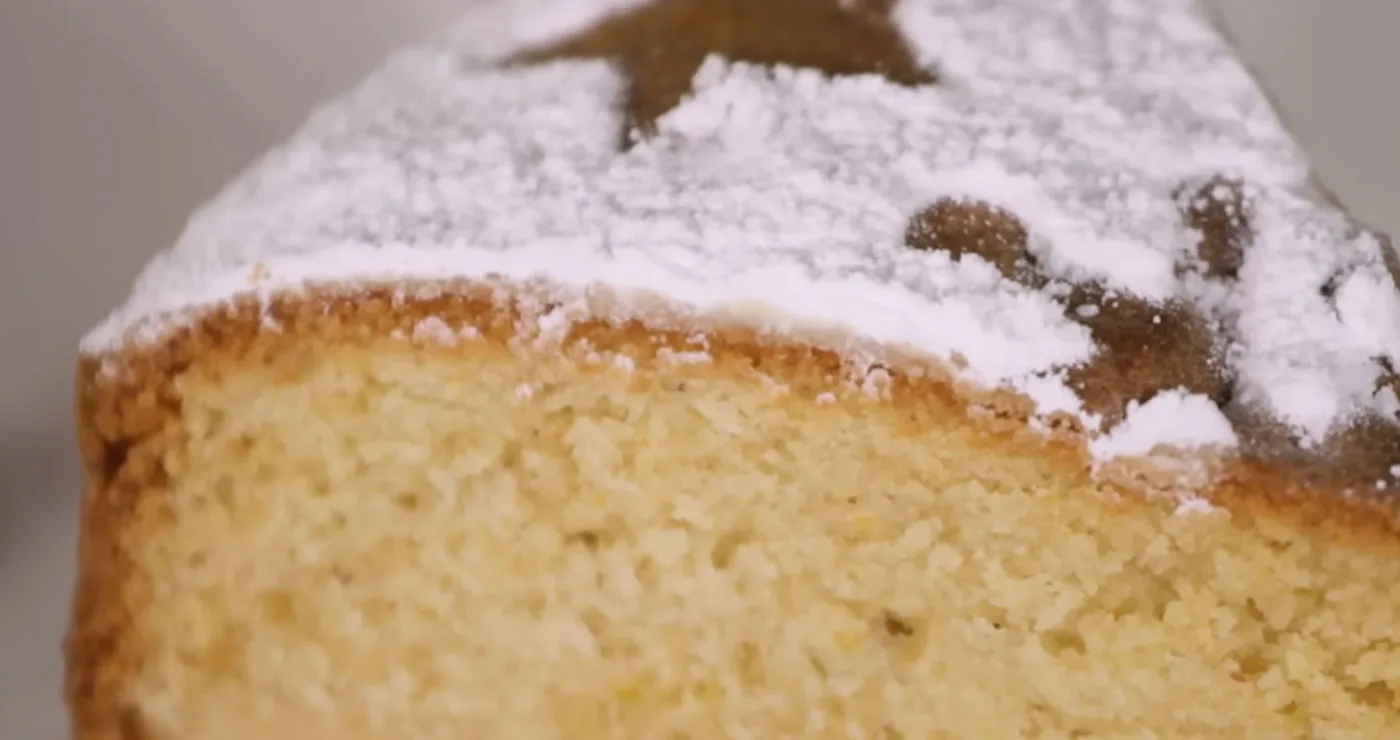 Συνταγή για βασιλόπιτα – κέικ, από τον Άκη Πετρετζίκη