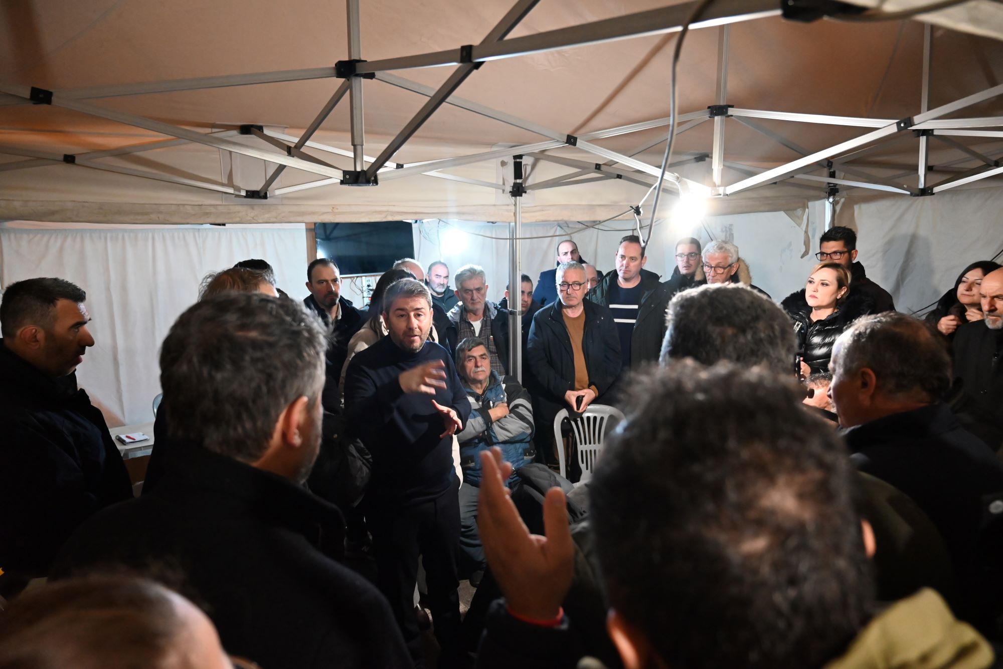 Ο Ν. Ανδρουλάκης στο μπλόκο της Σιάτιστας: “Διάλογος πρέπει να γίνει αλλά με ειλικρίνεια και αποτελέσματα. Όχι νέα κοροϊδία”