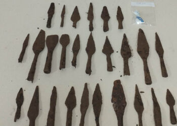 Πτολεμαΐδα: 26 λόγχες ελληνιστικής εποχής εντοπίστηκαν σε οικία 44χρονου