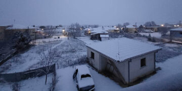 Εικόνες από τη χιονισμένη Ασβεστόπετρα