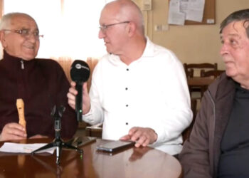 Γρεβενά: Αυτοδίδακτος μουσικός μαγεύει με τη φλογέρα τους συγχωριανούς του