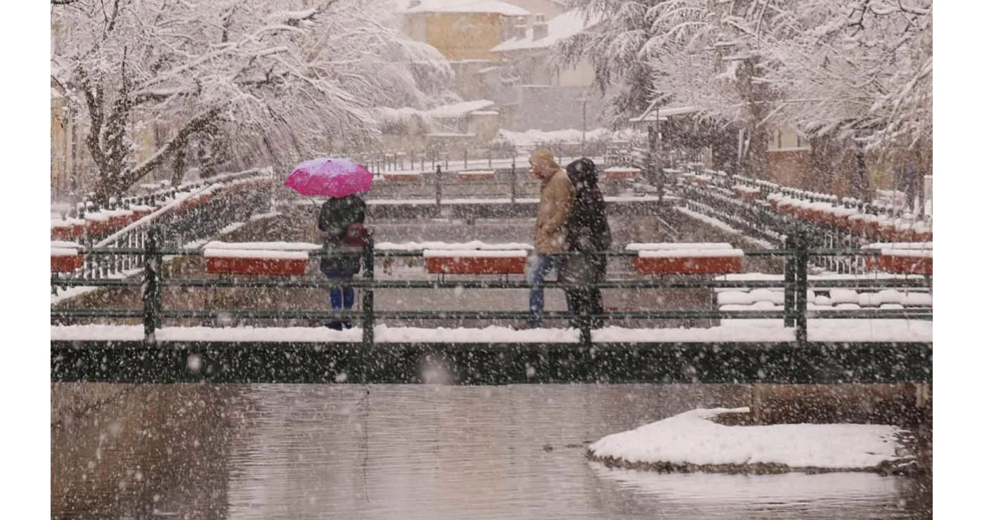 Μαγευτικό χιονισμένο τοπίο στη Φλώρινα (Εικόνα)