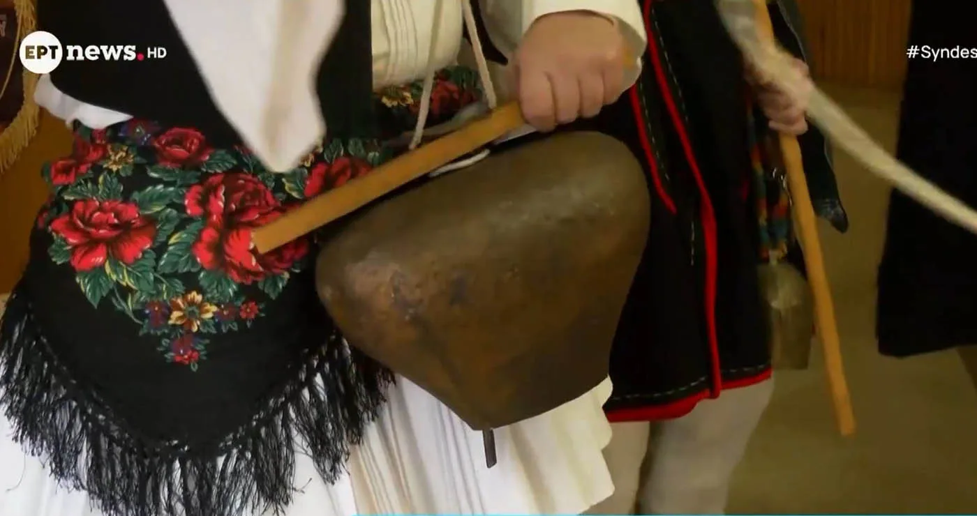 Όλα έτοιμα για το έθιμο των κουδουνάδων στη Γαλατινή Κοζάνης (Βίντεο)