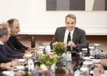 Ξεκίνησε η συνάντηση αγροτών- Μητσοτάκη: «Δεν έχω την απαίτηση να συμφωνήσουμε σε όλα…»