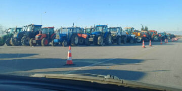 Ανοιχτοί οι δρόμοι στα διόδια των Μαλγάρων ενόψει της επικείμενης συνάντησης των αγροτών με τον Πρωθυπουργό