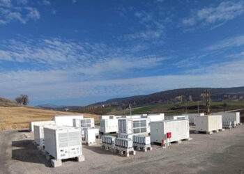 Η MORE ολοκλήρωσε την κατασκευή 3 έργων μπαταριών αποθήκευσης ενέργειας – Το ένα στη Φλώρινα