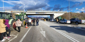 Νέες φωτογραφίες από τον 48ωρο αποκλεισμό του Μπλόκου Φιλώτα