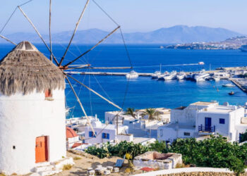 Τα πιο δημοφιλή ελληνικά νησιά στους ξένους τουρίστες