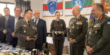 Πραγματοποιήθηκε η τελετή παράδοσης παραλαβής της 9ης Μηχανοποιημένης Ταξιαρχίας (Φωτογραφίες)