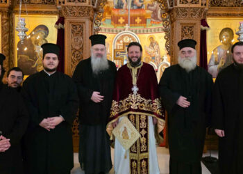 Με λαμπρότητα εορτάστηκαν τα ονομαστήρια του Προϊσταμένου του Ιερού Ναού Αγίου Στεφάνου και Οσίας Παρασκευής Πτολεμαΐδας, Αρχιμανδρίτου Τιμοθέου Τσισμαλίδη (ρεπορτάζ της Κούλας Πουλασιχίδου)