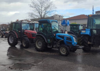 Μπλόκο Φιλώτα: Πορεία με τρακτέρ στο Αμύνταιο κατά την εξαγγελία των μέτρων από την Κυβέρνηση (Βίντεο + Εικόνες)