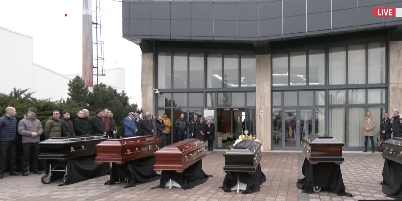 Στο αεροδρόμιο της Τιμισοάρα οι 7 σοροί των οπαδών του ΠΑΟΚ -Γίνεται τρισάγιο, θα μεταφερθούν στην Ελλάδα με C-130