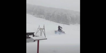 Χιόνια στη Βίγλα: Λευκό τοπίο στο Χιονοδρομικό Κέντρο Πισοδερίου (Βίντεο)