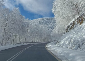 Μαγευτικό κατάλευκο τοπίο στη Βίγλα Φλώρινας