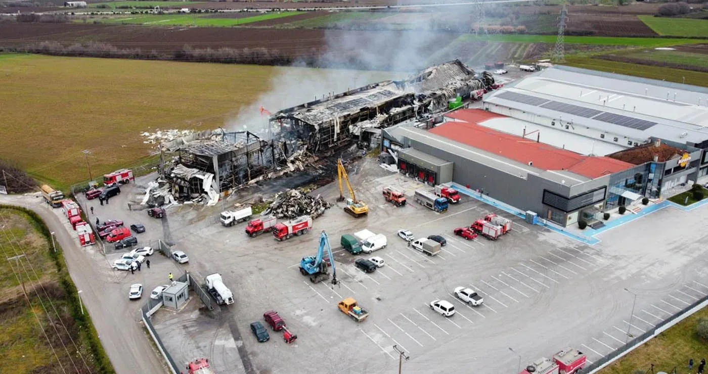Ελεύθεροι ο ιδιοκτήτης και τα δύο στελέχη της Βιολάντα – Δεν απαγγέλθηκαν κατηγορίες