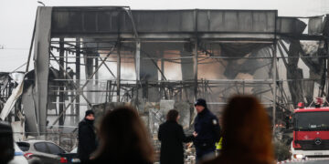 Τραγωδία στη Βιολάντα: Βρέθηκε και η πέμπτη σορός στο εργοστάσιο