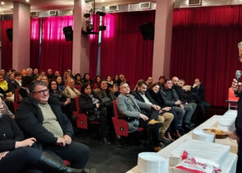 Δήμος Βοΐου: Κοπή βασιλόπιτας για τους 367 εργαζομένους