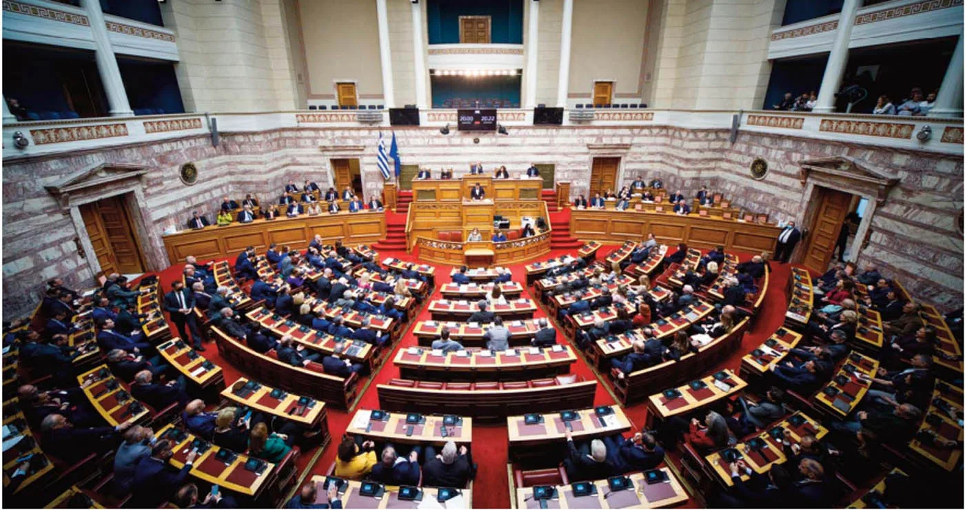 Ελλάς Ελλήνων Βο(υ)λευτών – Γράφει ο Ρουσσάκης Σαρ. Πολυχρόνης