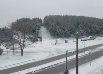 “Στα λευκά” και η Νέα Χαραυγή Κοζάνης (Εικόνες)