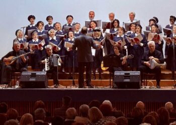 Μουσική εκδήλωση συνάντησης χορωδιών από τον Ερυθρό Σταυρό έγινε στην Κοζάνη