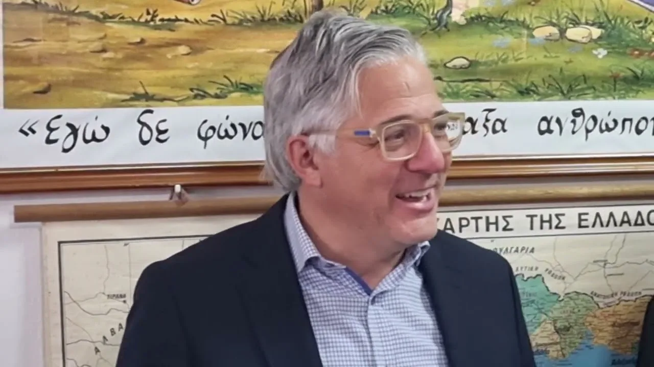 Πυρά Ζευκλή στην Περιφέρεια για θερμοκήπιο και τυροκομείο στη Νεάπολη: «Μας παίζουν καθυστέρηση, κωλυσιεργούν…»