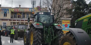 Τρακτέρ στο κέντρο της Κοζάνης