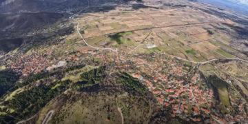 Από ψηλά η Αναρράχη Εορδαίας σε εντυπωσιακό βίντεο από drone