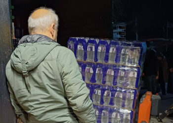 Συνεχίζεται το πρόβλημα υδροδότησης στην Ασβεστόπετρα – Ο Δήμος Εορδαίας μοιράζει νερά