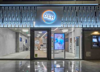 Ανανεωμένο σε νέα διεύθυνση το κατάστημα ΔΕΗ στην Καστοριά