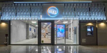 Ανανεωμένο σε νέα διεύθυνση το κατάστημα ΔΕΗ στην Καστοριά