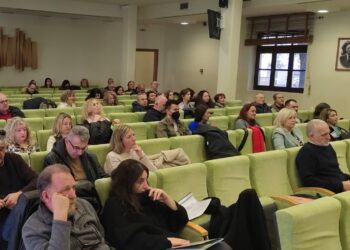 Δημογραφική ασφυξία στη Δυτική Μακεδονία: Εκπαίδευση, εργασία και υγεία στο επίκεντρο της ημερίδας στην Κοζάνη