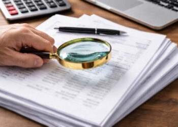 Φορο – έλεγχοι: Τι είναι το “ΔΕΟΣ” της αγοράς