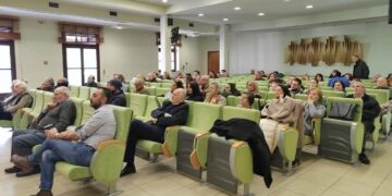 Άνοιξε η αυλαία της ημερίδας ‘Η Αποκριά της Κοζάνης’ στην αίθουσα Κοβεντάρειο