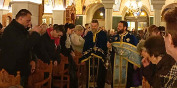 Με πλήθος κόσμου οι  Α’ Χαιρετισμοί στον  Ιερό Ναό Αγίου Στεφάνου και Οσίας Παρασκευής Πτολεμαΐδας! (ρεπορτάζ της Κούλας Πουλασιχίδου)