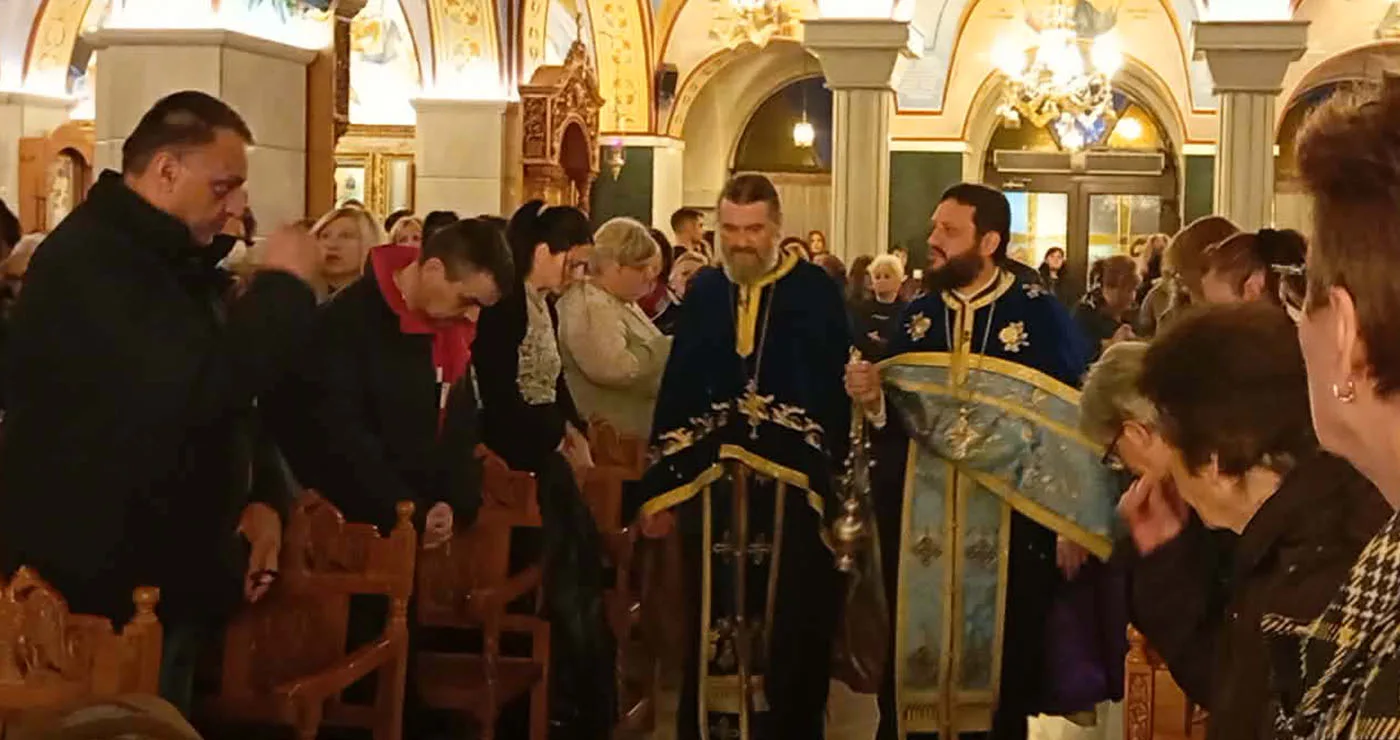 Με πλήθος κόσμου οι Α’ Χαιρετισμοί στον Ιερό Ναό Αγίου Στεφάνου και Οσίας Παρασκευής Πτολεμαΐδας! (ρεπορτάζ της Κούλας Πουλασιχίδου)