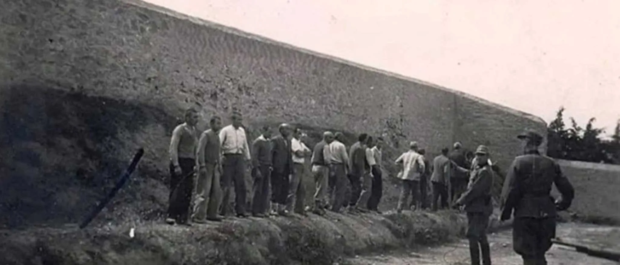 Αυθεντικές οι 262 φωτογραφίες από τις εκτελέσεις στην Καισαριανή, τις αγοράζει το υπουργείο Πολιτισμού