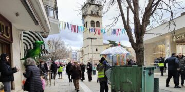 Τσικνοπέμπτη στην Κοζάνη: Υπάλληλοι καθαριότητας σε δράση!