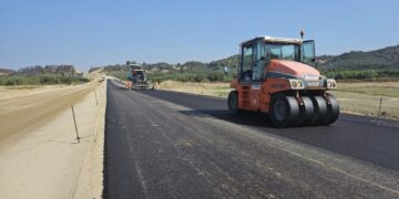 Υπογράφεται η σύμβαση για το οδικό έργο Κήπος- Γέφυρα Ρυμνίου