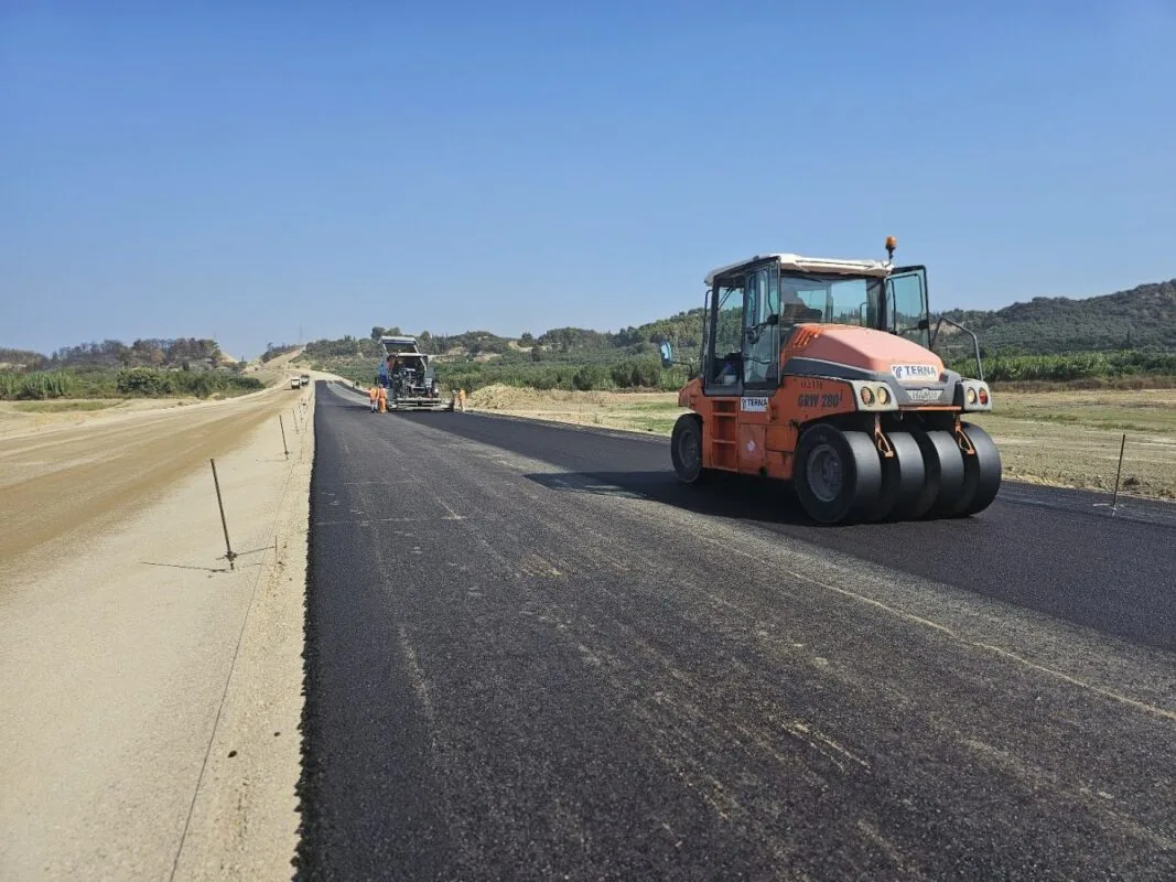 Υπογράφεται η σύμβαση για το οδικό έργο Κήπος- Γέφυρα Ρυμνίου
