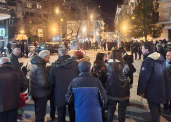 Ο Σύλλογος Βλατσιωτών Πτολεμαΐδας αναβίωσε το έθιμο της Κλαδαριάς (Βίντεο + Εικόνες)