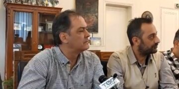 «Φιλοσοφία μετεξέλιξης η χρήση τεχνητής νοημοσύνης στην αφίσα της Αποκριάς»- Η απάντηση Κοκκαλιάρη- Ιωαννίδη στα δεκάδες αρνητικά σχόλια(video)