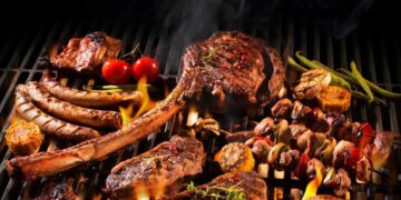 Συγκρατημένη η κίνηση στα κρεοπωλεία της Πτολεμαΐδας ενόψει Τσικνοπέμπτης