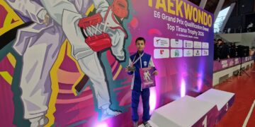 Ο Χρήστος Μάνιος της Μακεδονικής Δύναμης Κοζάνης στο βάθρο του E6 Grand Prix